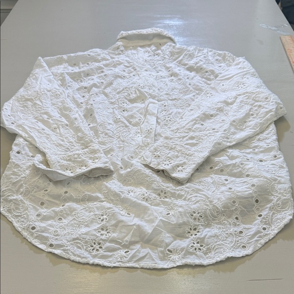 Madewell Embroidered Oversized Button-Up Shirt Size Small - Picture 10 of 11